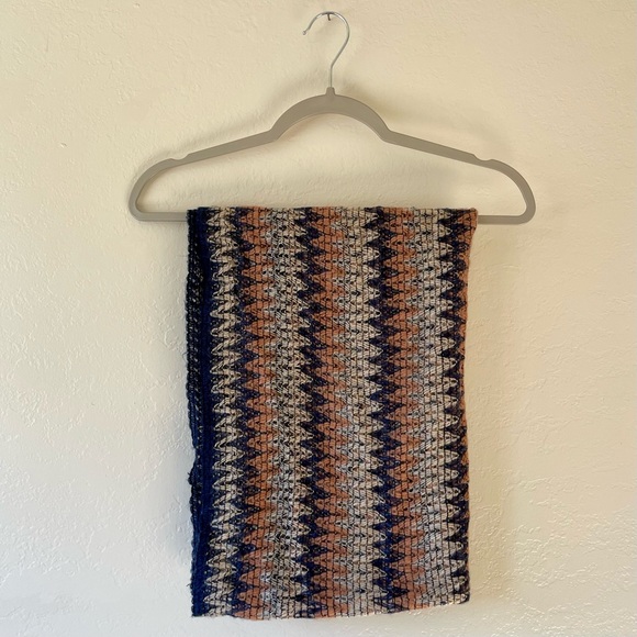 Tribal Print Infinity Scarf - Picture 2 of 3